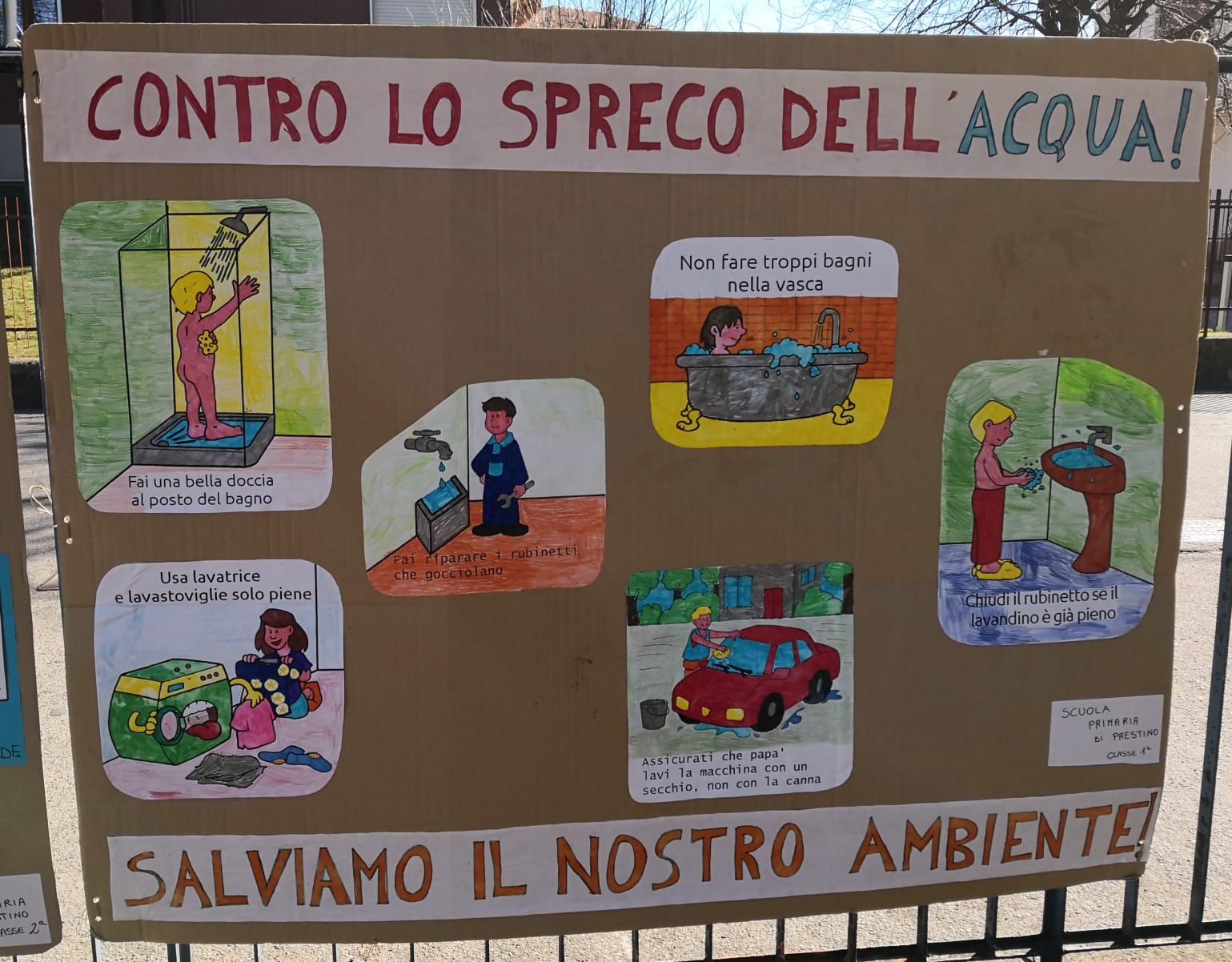 I bambini della scuola primaria di Prestino si schierano in difesa del pianeta e del loro futuro. Dopo aver affrontato nelle classi il tema del riscaldamento globale, dei rischi ambientali e dei comportamenti virtuosi che possiamo attuare, è stata realizzata una piccola mostra nel giardino della scuola per sensibilizzare genitori e passanti.